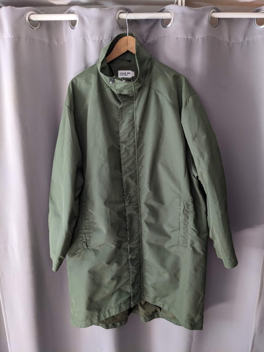 Closed x Philouze Green Oversized Nylon Rain Coat Size 5 (L)
